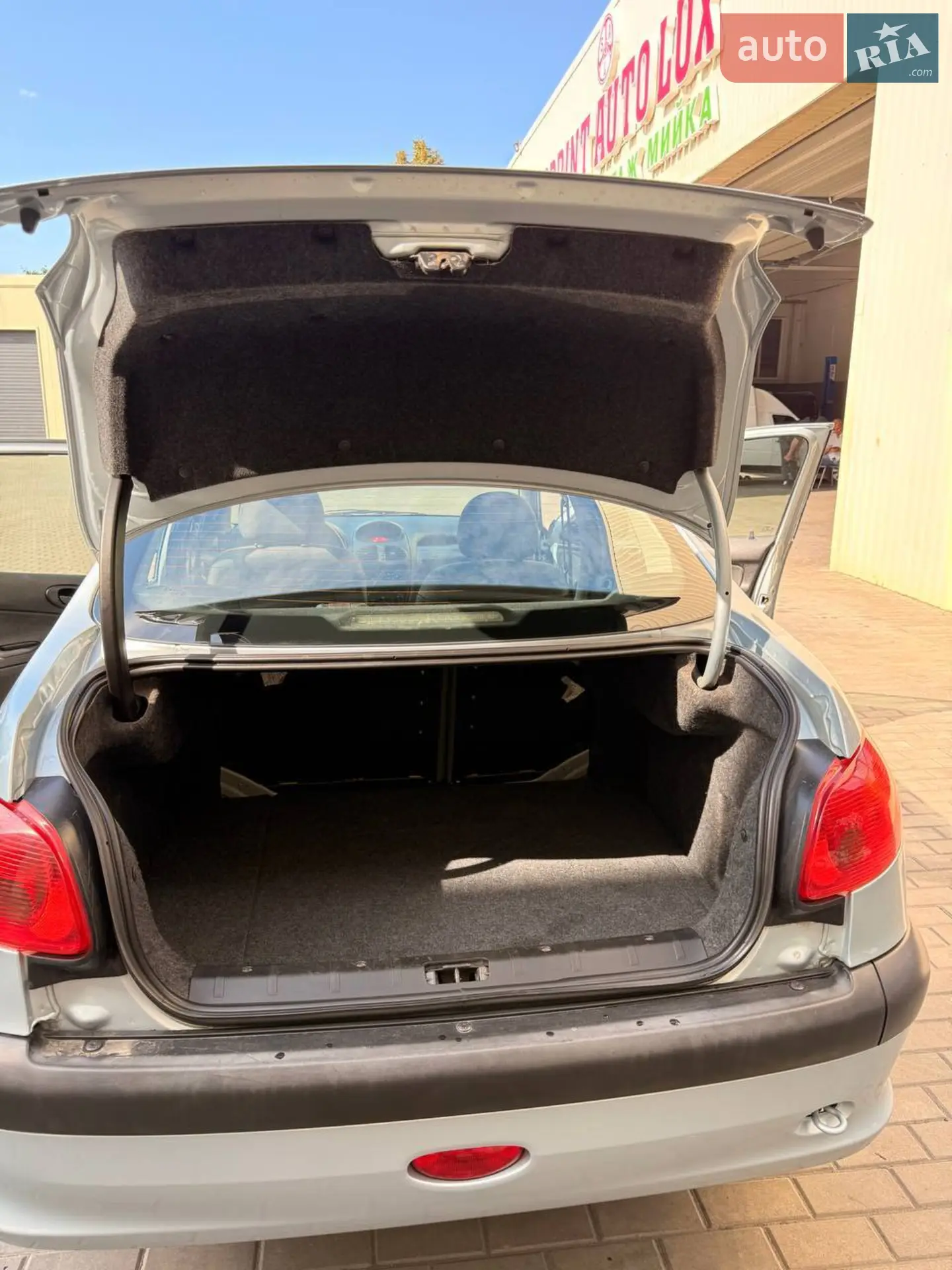 2010 Peugeot 206 - мініатюра 14
