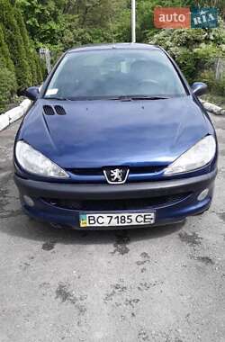 Хэтчбек Peugeot 206 2007 в Городке
