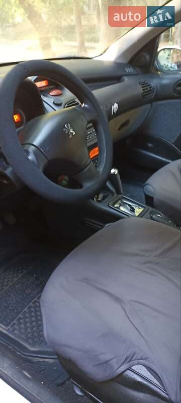 Хетчбек Peugeot 206 2008 в Одесі