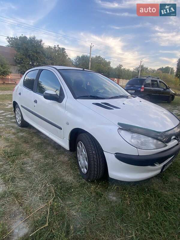 Хэтчбек Peugeot 206 2008 в Гавриловке фото 3 Хэтчбек Peugeot 206 2008 в Гавриловке