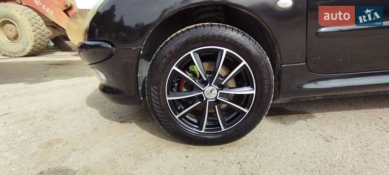 Кабріолет Peugeot 206 2005 в Самборі