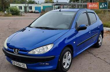 Хетчбек Peugeot 206 2003 в Чернігові