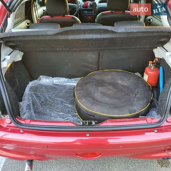 Хетчбек Peugeot 206 2003 в Києві фото 17 Хетчбек Peugeot 206 2003 в Києві