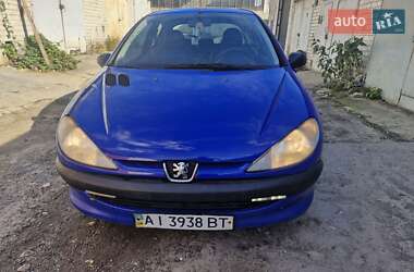 Хетчбек Peugeot 206 2003 в Києві