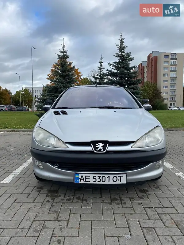 Peugeot 206