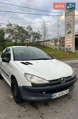 Хэтчбек Peugeot 206 2002 в Львове
