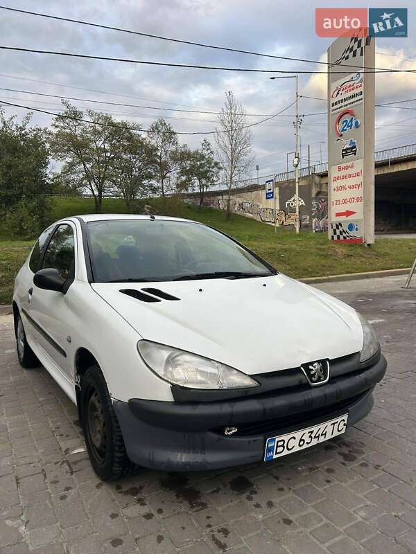 Хэтчбек Peugeot 206 2002 в Львове фото 12 Хэтчбек Peugeot 206 2002 в Львове