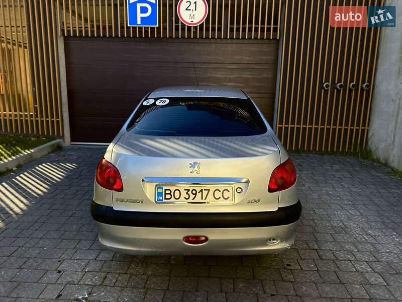 Седан Peugeot 206 2007 в Львове