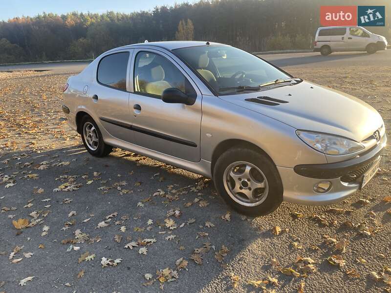Седан Peugeot 206 2007 в Хмельницком