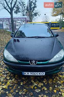 Хэтчбек Peugeot 206 2002 в Киеве