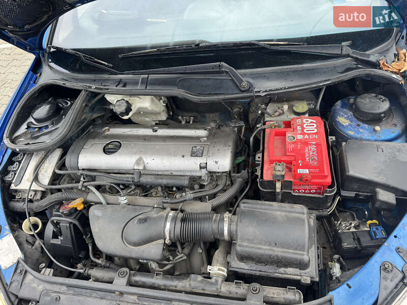 Кабриолет Peugeot 206 2003 в Красилове