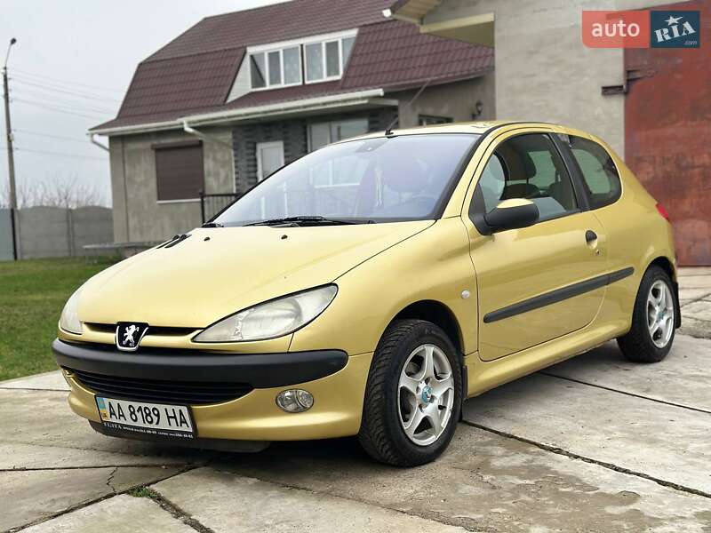 Peugeot 206 2002