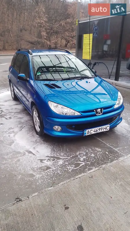 Peugeot 206