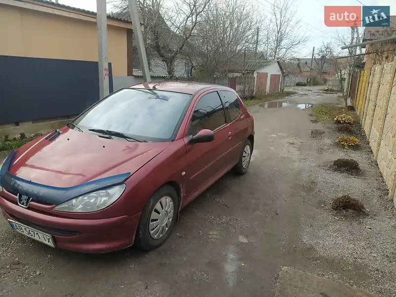 Peugeot 206