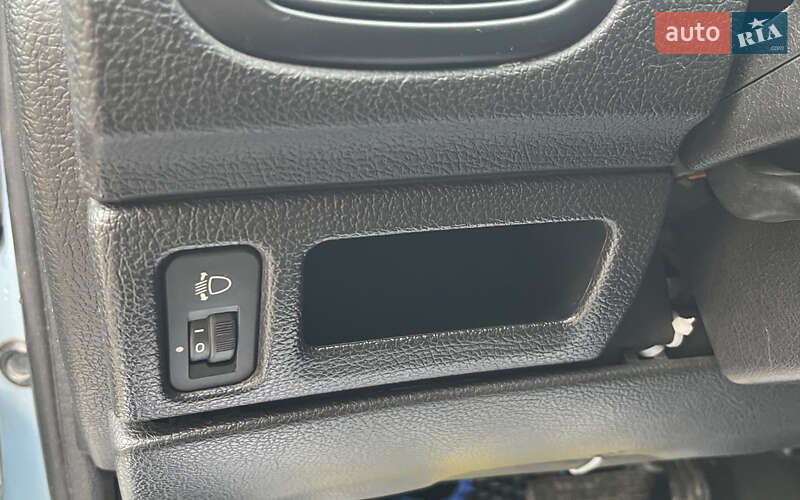 Хэтчбек Peugeot 206 2006 в Стрые фото 13 Хэтчбек Peugeot 206 2006 в Стрые