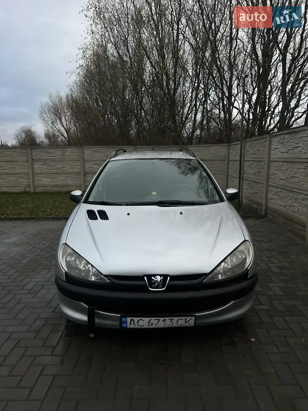 Peugeot 206