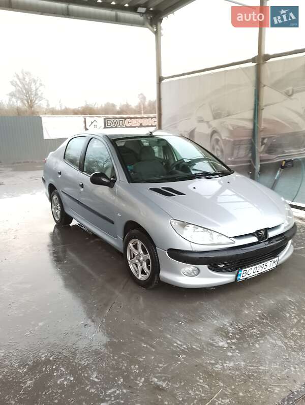 Peugeot 206 2010