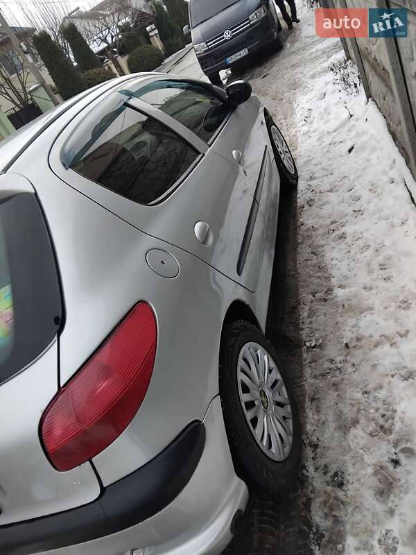 Хэтчбек Peugeot 206 2005 в Виннице