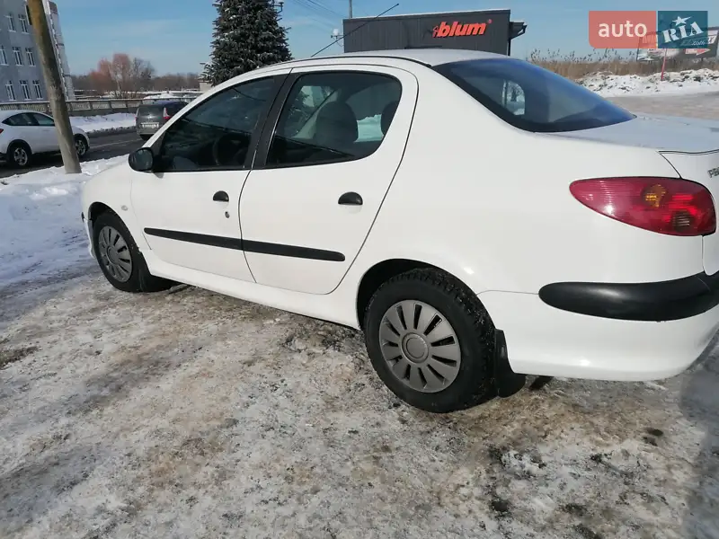 Peugeot 206