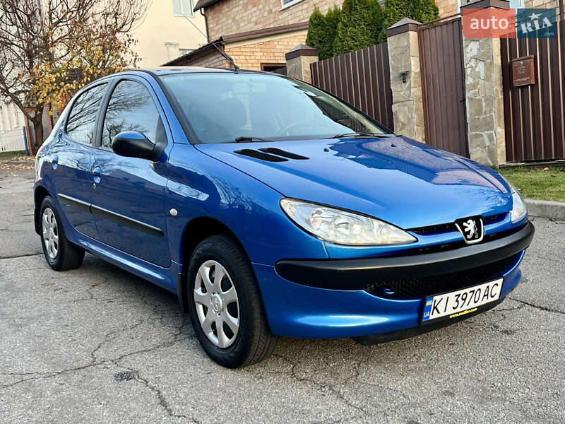 Хэтчбек Peugeot 206 2004 в Киеве фото 4 Хэтчбек Peugeot 206 2004 в Киеве