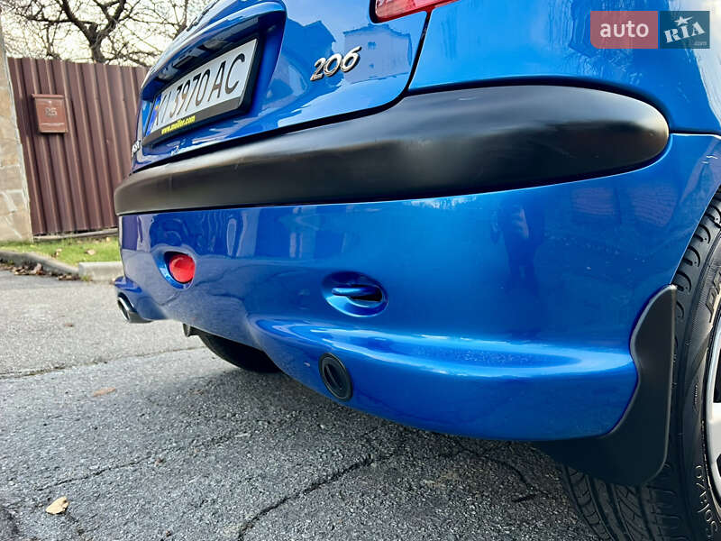 Хэтчбек Peugeot 206 2004 в Киеве фото 30 Хэтчбек Peugeot 206 2004 в Киеве