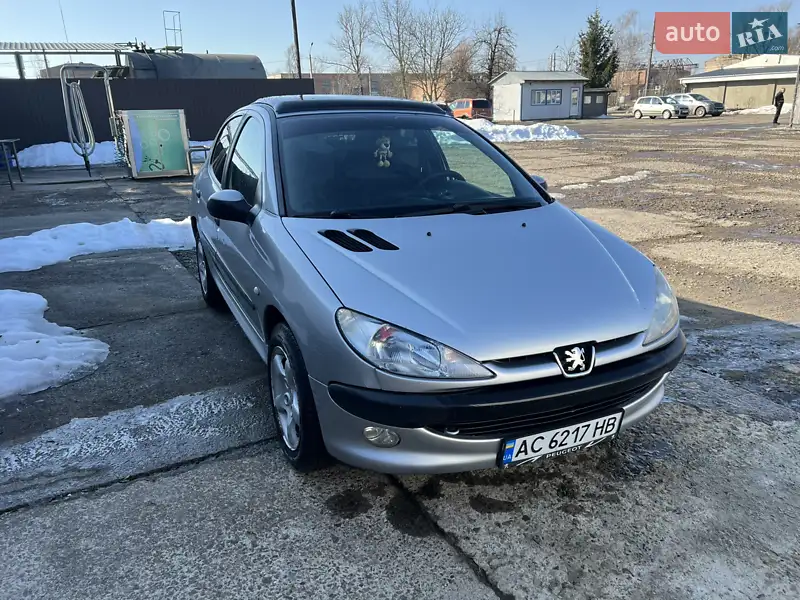 Peugeot 206 2000 VIN VF32ARHYF41021518 фото оголошення 9 з 73