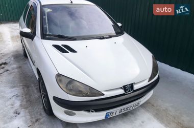 Хетчбек Peugeot 206 2002 в Полтаві