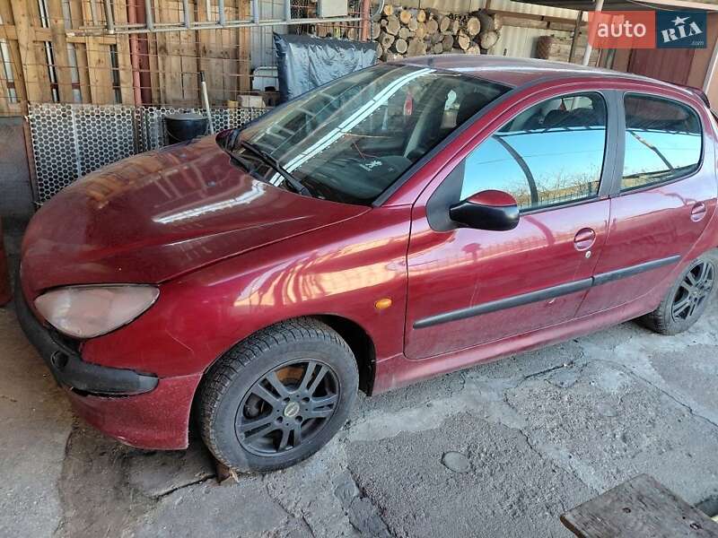 Седан Peugeot 206 2003 в Одессе