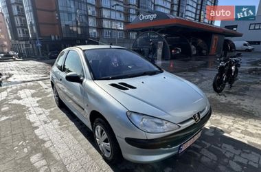 Хетчбек Peugeot 206 2002 в Летичіві