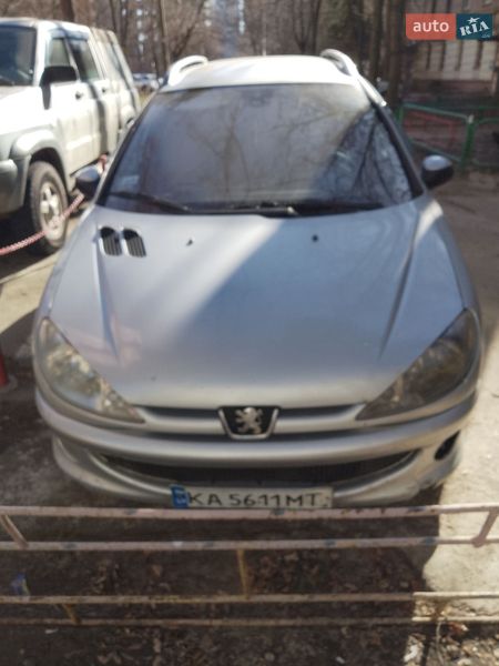 Универсал Peugeot 206 2004 в Киеве фото 5 Универсал Peugeot 206 2004 в Киеве