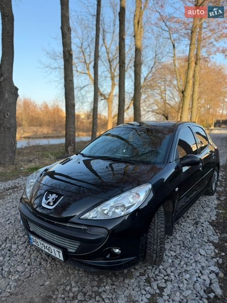 Седан Peugeot 206 2011 в Виннице