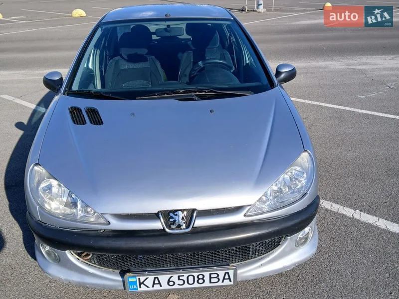 Peugeot 206