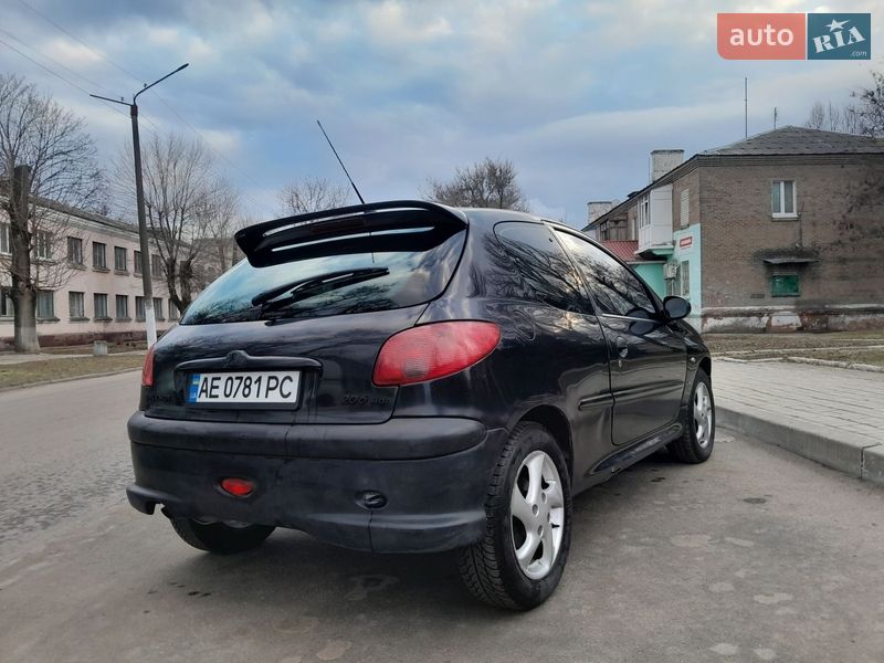 Хэтчбек Peugeot 206 2002 в Днепре фото 7 Хэтчбек Peugeot 206 2002 в Днепре