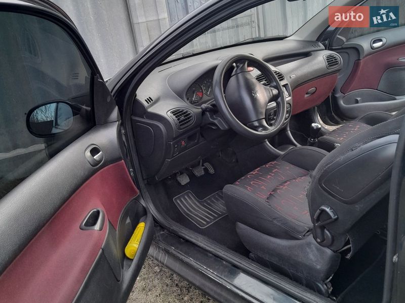 Хэтчбек Peugeot 206 2002 в Днепре фото 13 Хэтчбек Peugeot 206 2002 в Днепре