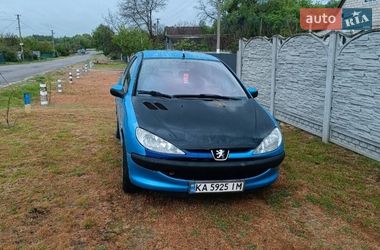 Хэтчбек Peugeot 206 2003 в Василькове