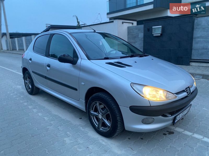 Peugeot 206 2008