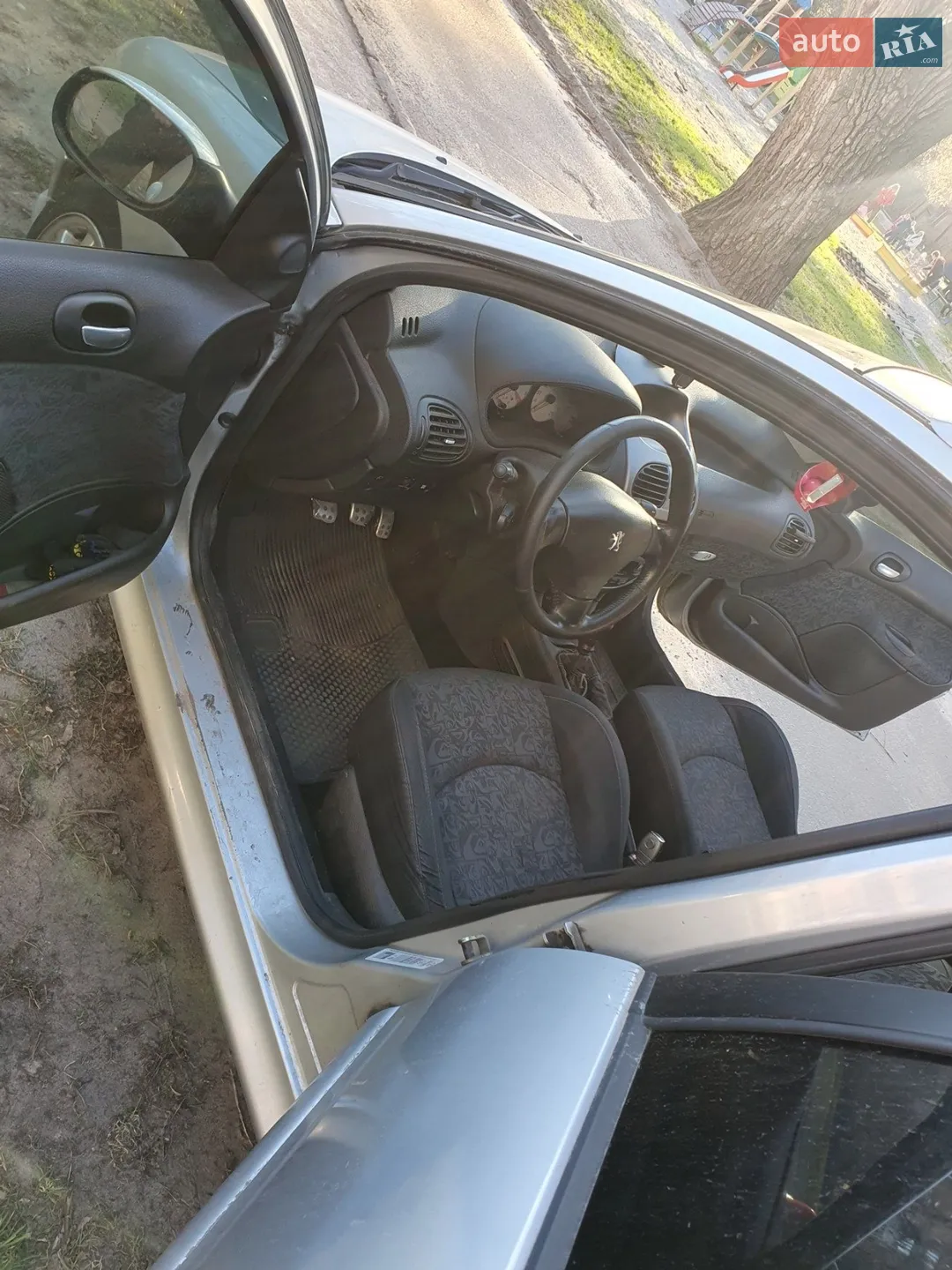 2004 Peugeot 206 - мініатюра 10