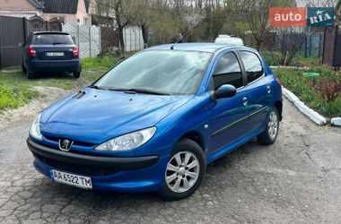 Хэтчбек Peugeot 206 2008 в Киеве