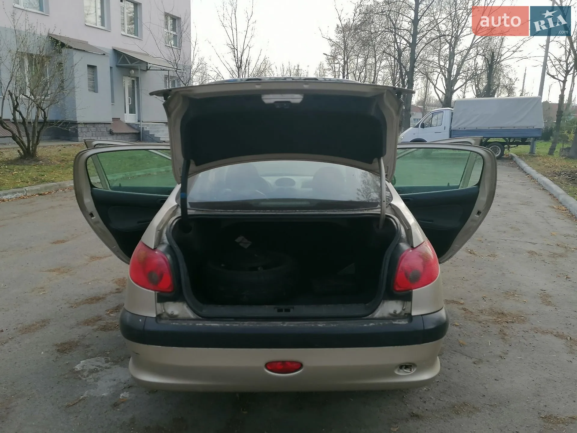 2006 Peugeot 206 - мініатюра 12