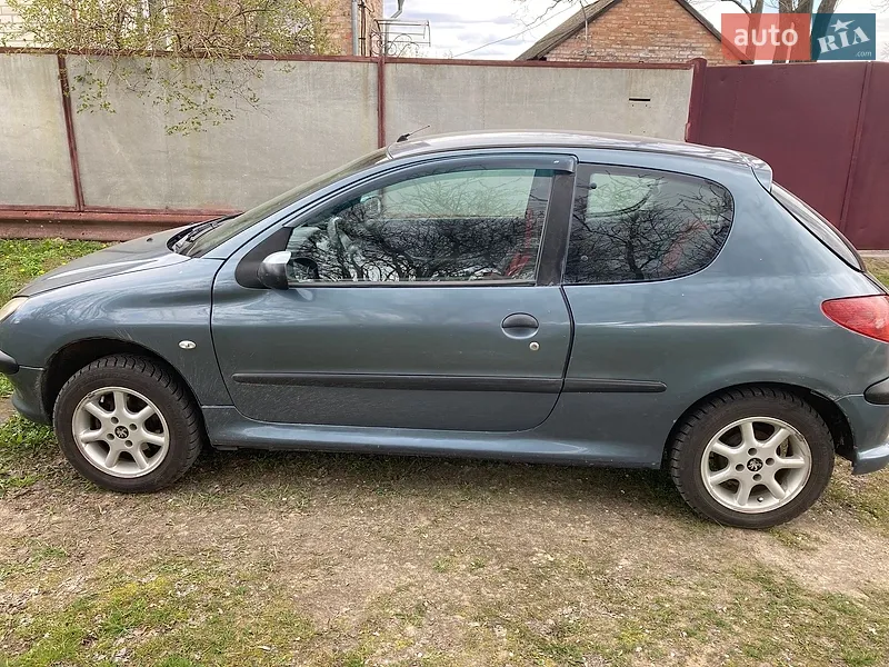 Peugeot 206