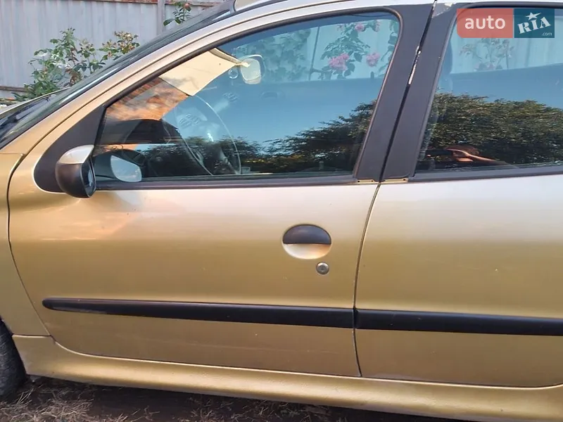 Peugeot 206