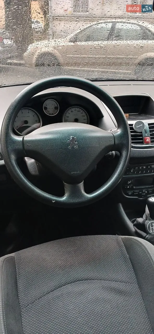 2010 Peugeot 206 - мініатюра 8