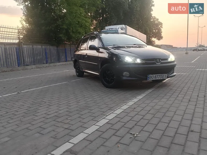 Peugeot 206