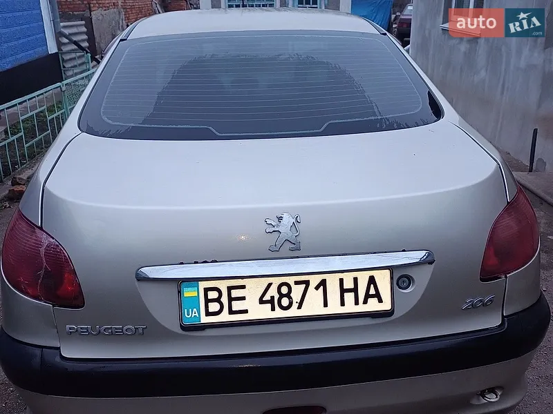 Peugeot 206