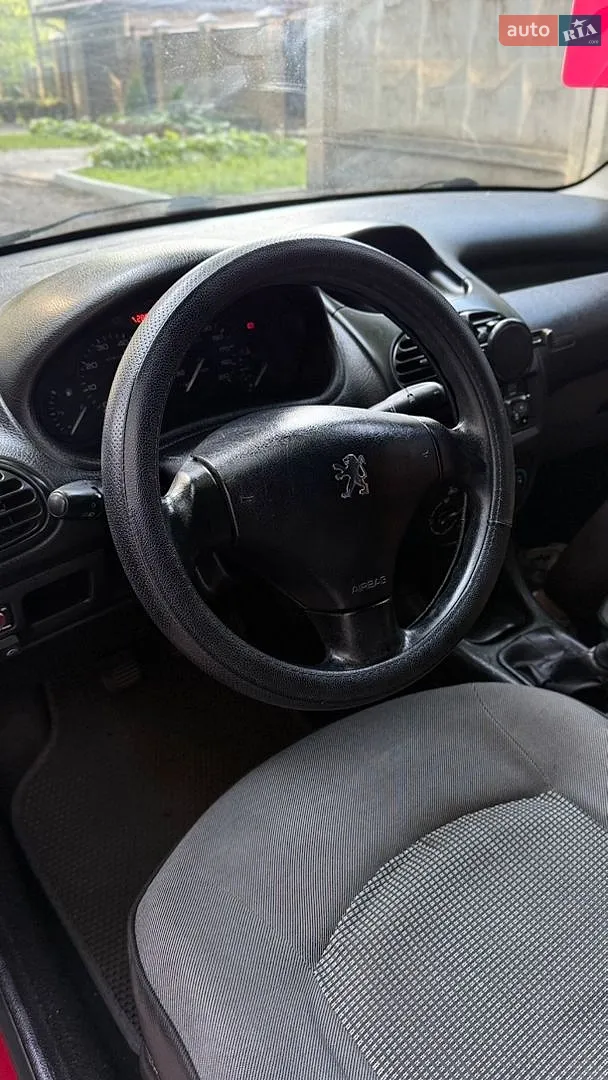 2010 Peugeot 206 - мініатюра 22