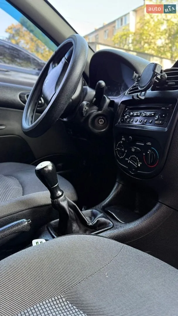 2010 Peugeot 206 - мініатюра 27