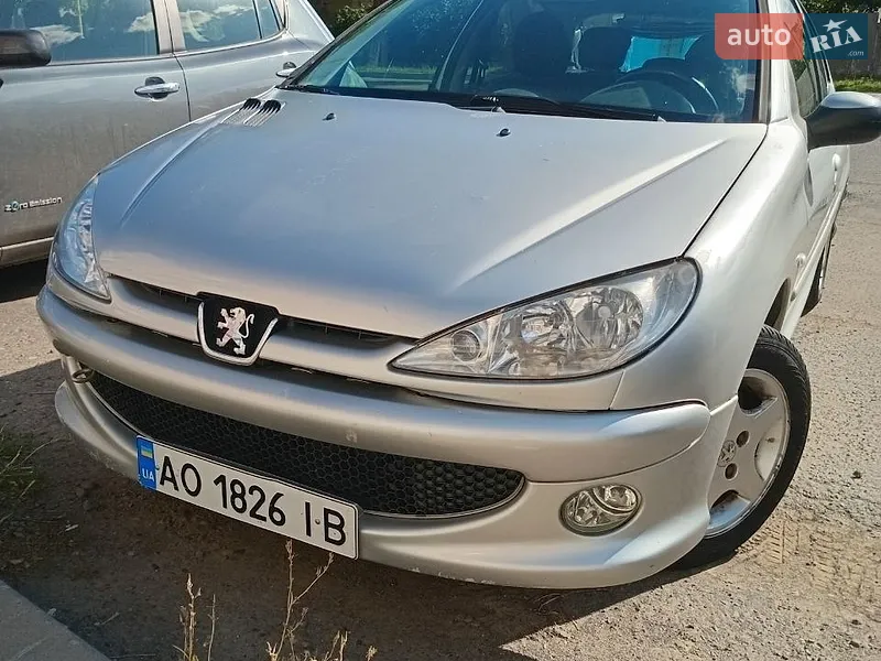 Peugeot 206