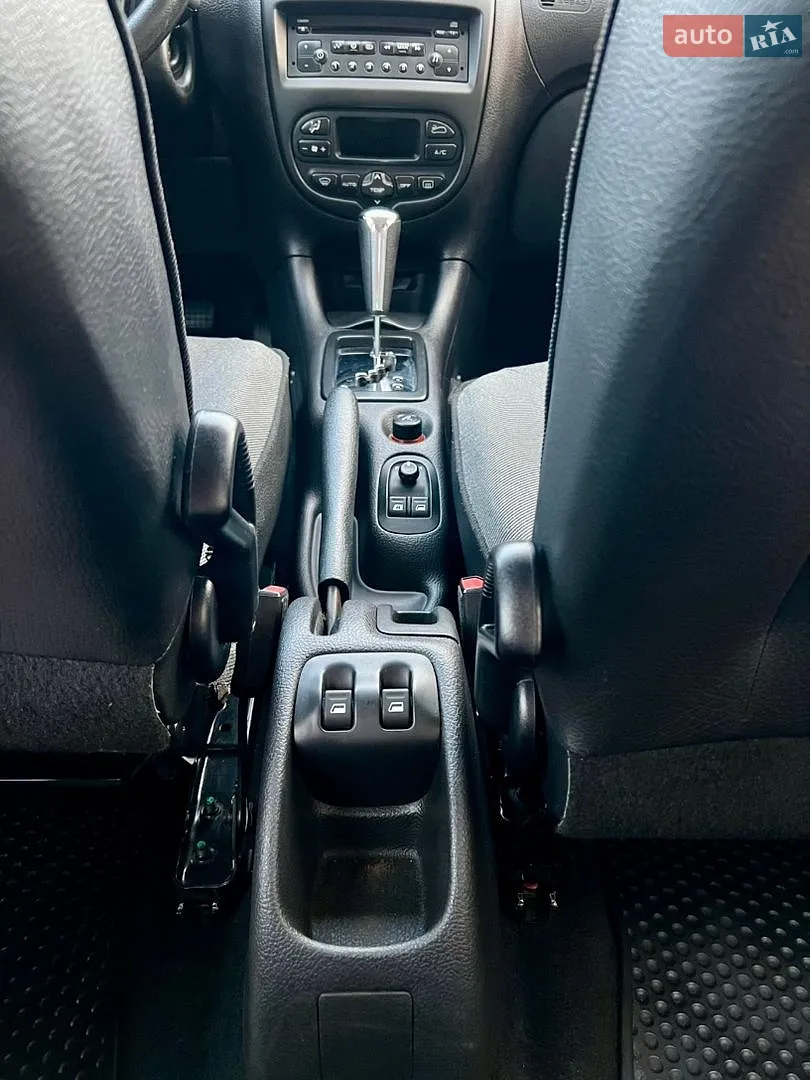 2010 Peugeot 206 - мініатюра 32