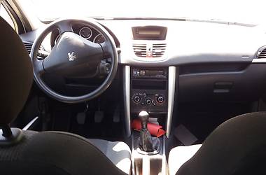 Хетчбек Peugeot 207 2012 в 