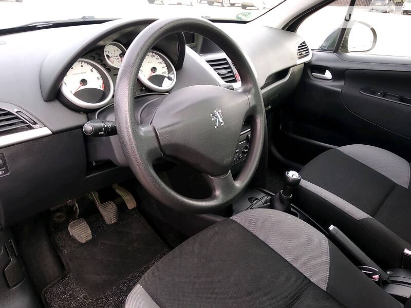 Універсал Peugeot 207 2009 в Житомирі фото 4 Універсал Peugeot 207 2009 в Житомирі